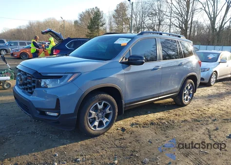 2023 Honda Passport Awd Trailsport from USA, damaged, VIN 5FNYF8H6XPB026111